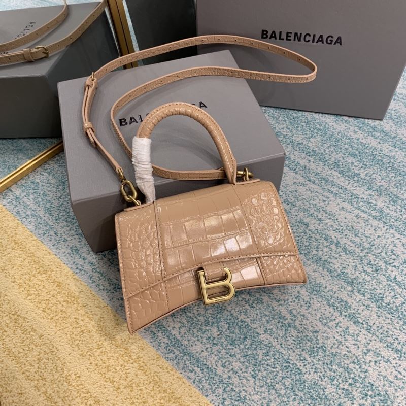 Ba*len*cia*ga hourglass bags